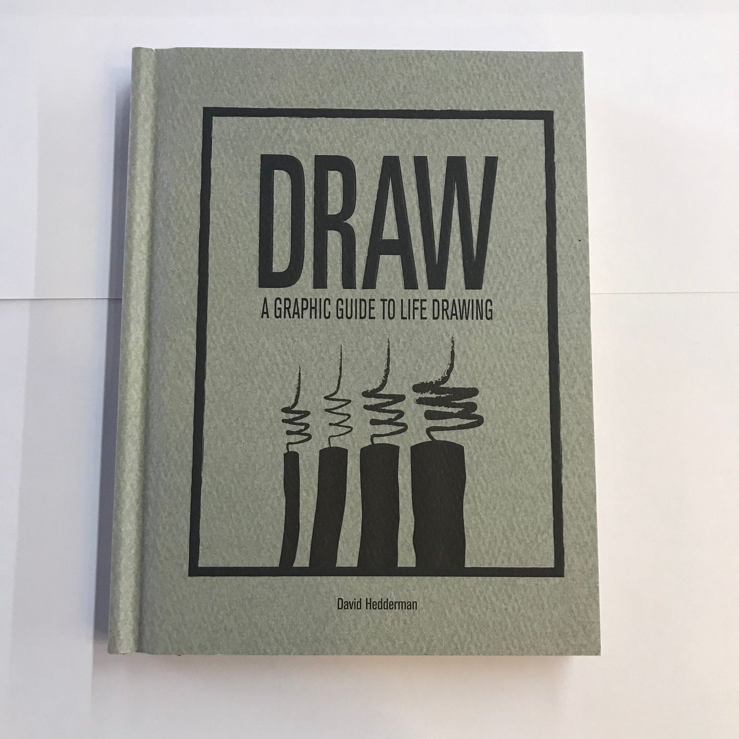 Draw - A graphic guide to life drawing